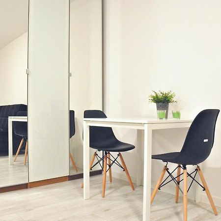 Nice And Comfy Studio Close To Old Town And Metro. Варшава Экстерьер фото